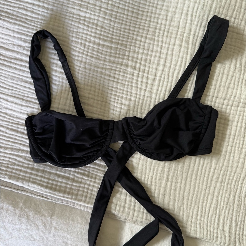 Monday Swimwear Malibu Top
